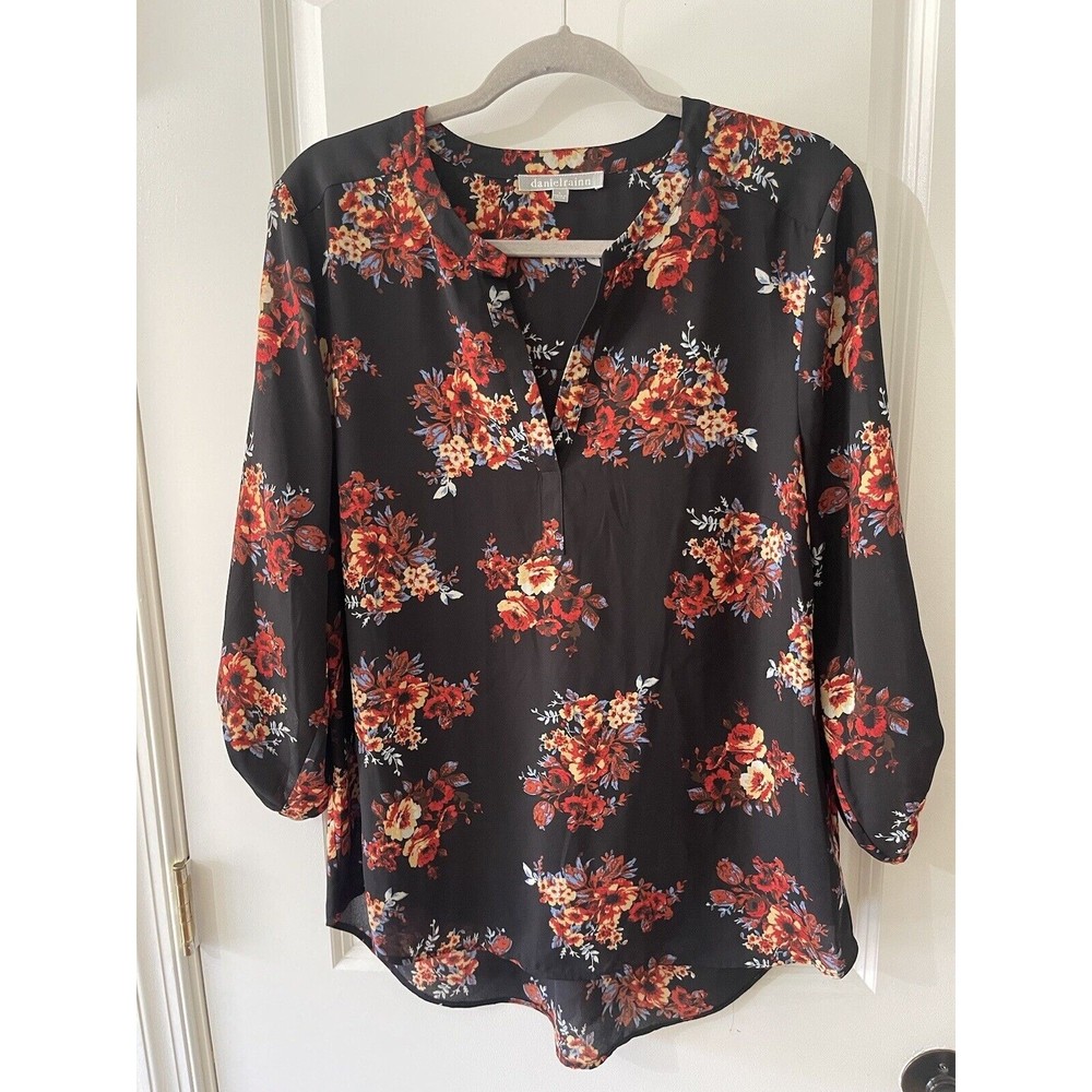 Daniel Rainn Black Floral Split-Neck Blouse